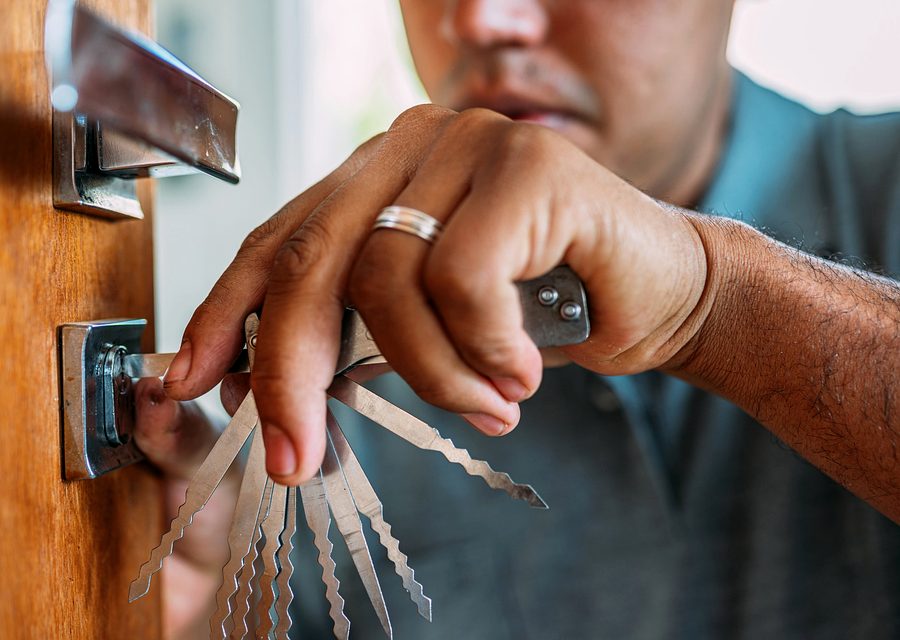 Locksmith work in Houston, TX