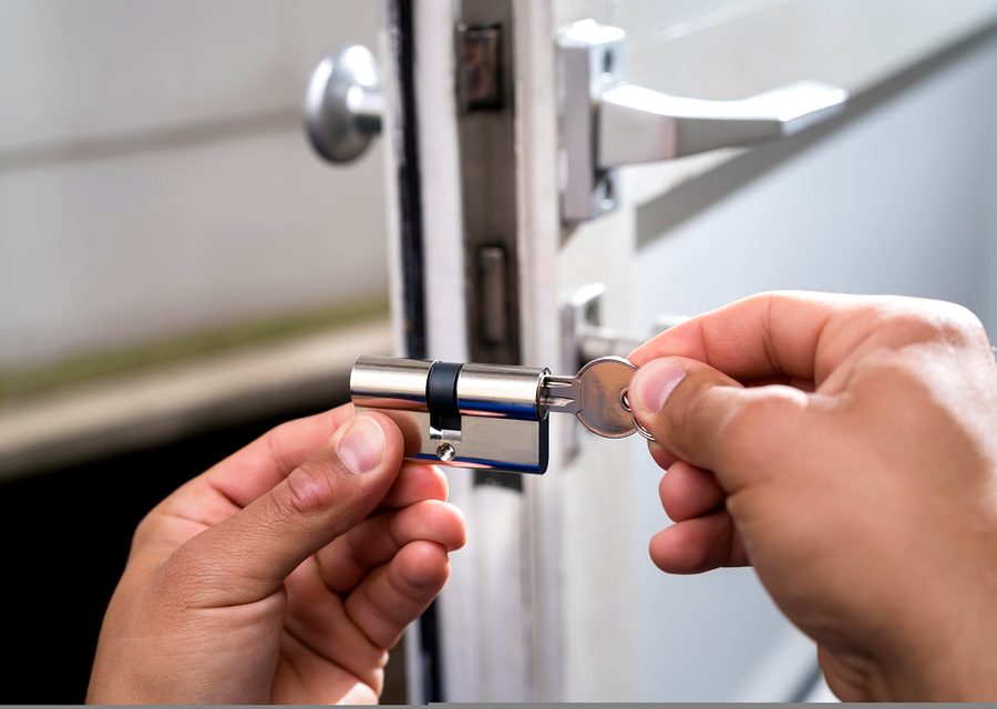 Locksmith work in Green Oaks, IL