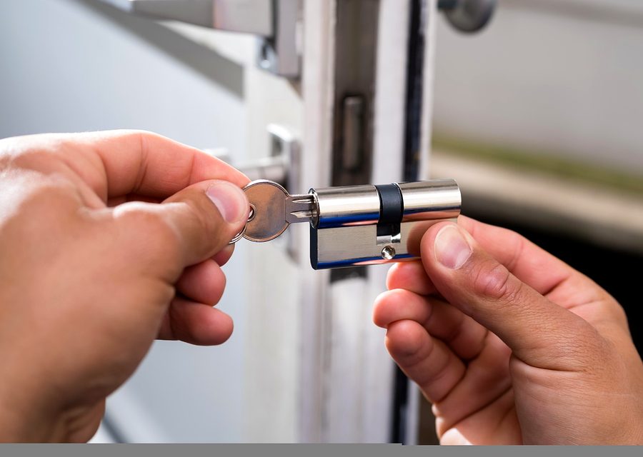 Locksmith work in Sweetwater, FL
