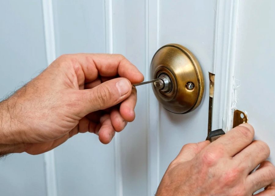 Locksmith work in Los Angeles, CA