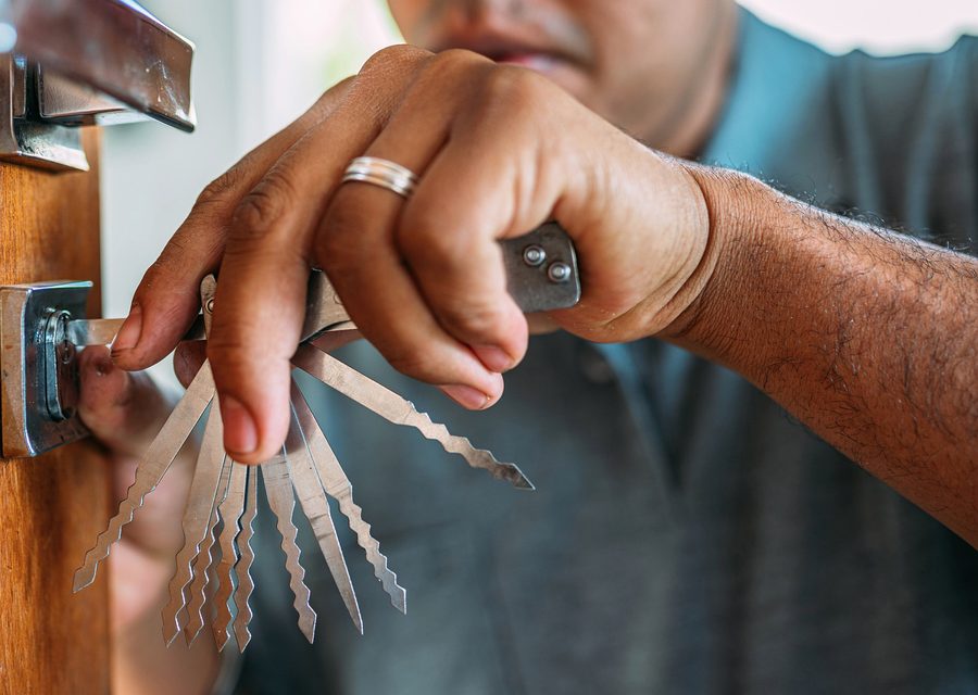 Locksmith work in North Reading, MA