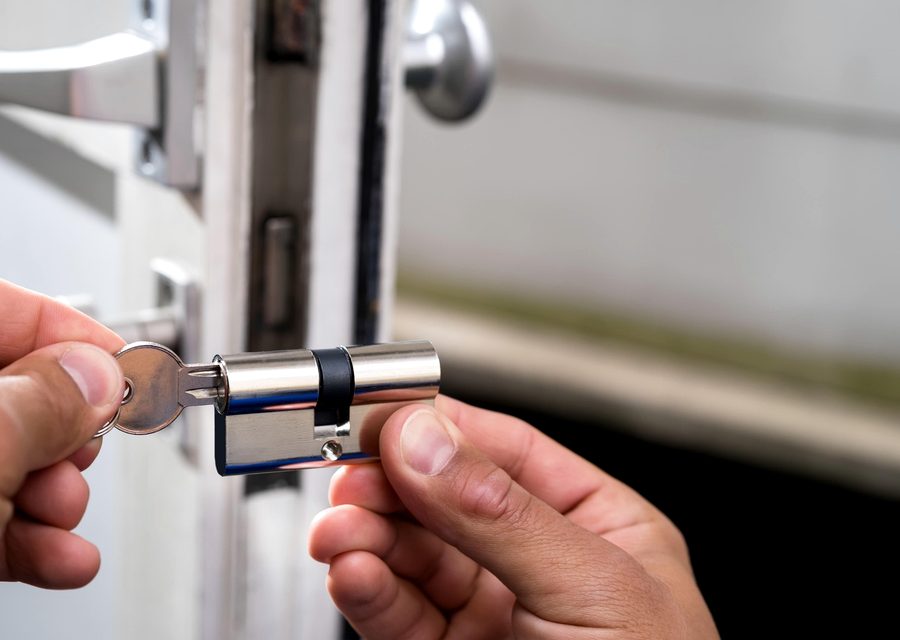 Locksmith work in Clackamas, OR