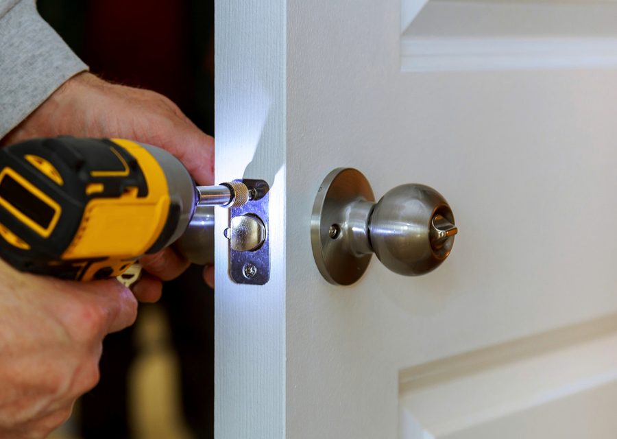 Locksmith work in Colorado Springs, CO