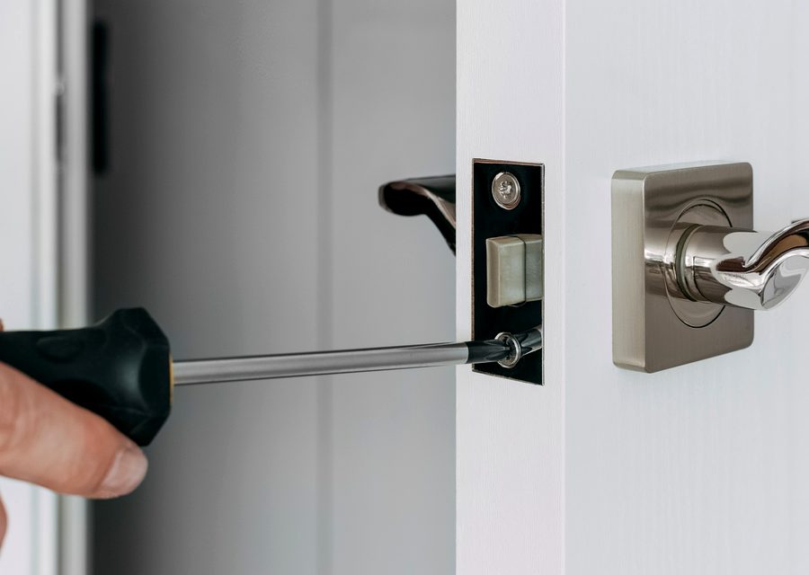 Locksmith work in Streamwood, IL