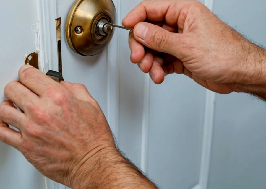 Locksmith work in San Antonio, TX
