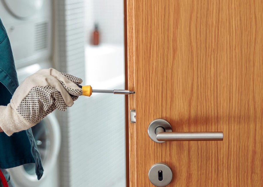Locksmith work in Miami, FL