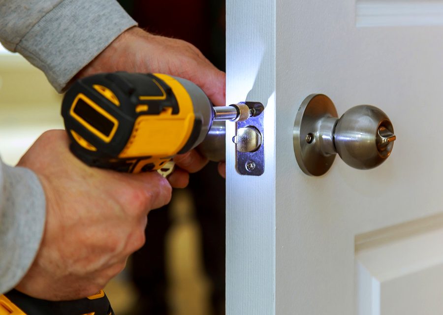 Locksmith work in River Ridge, LA