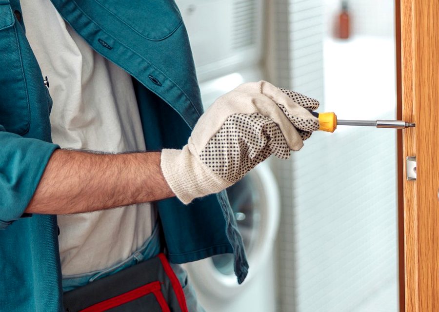 Locksmith work in Phoenix, AZ