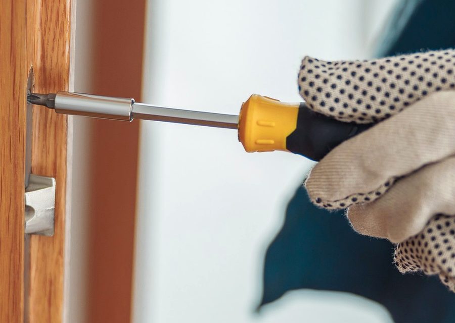 Lock installation and repair in Bartlett
