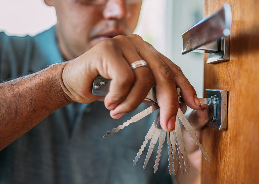 Lock installation and repair in Orange
