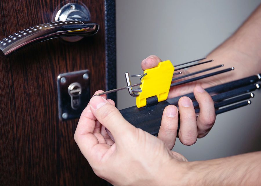Lock installation and repair in Roseville