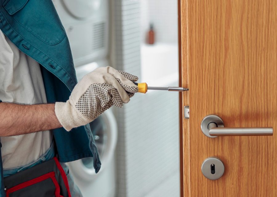 Lock installation and repair in Warren