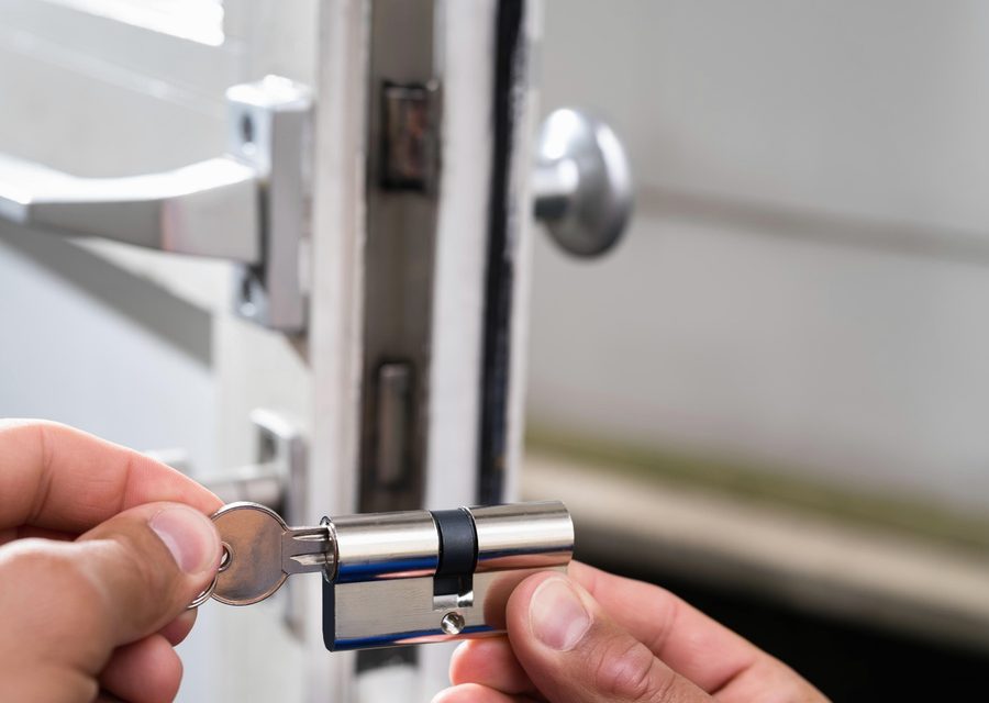 Lock installation and repair in Layton