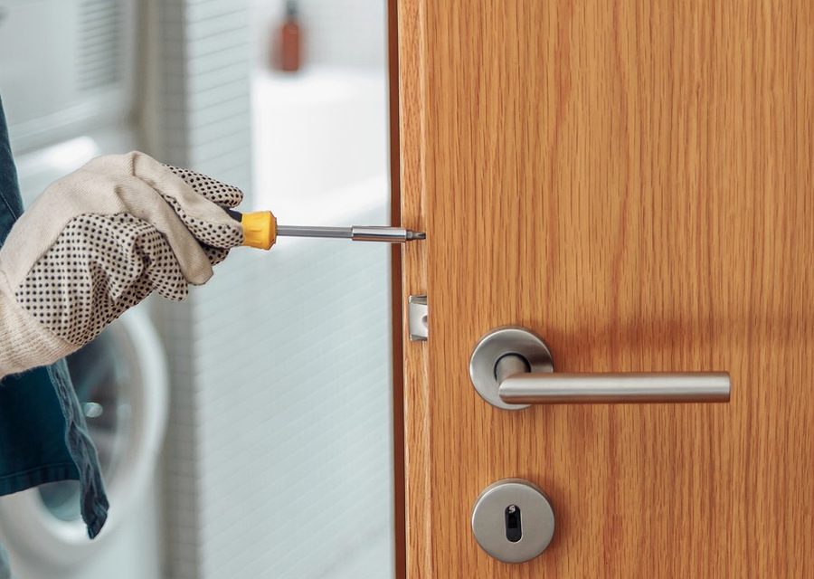 Lock installation and repair in Kyle