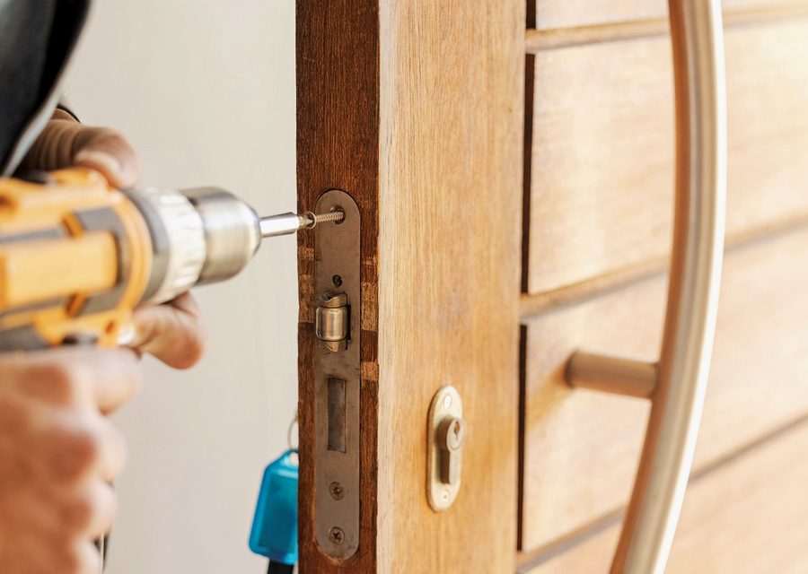 Lock installation and repair in Portage des Sioux