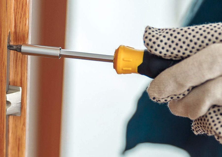 Lock installation and repair in Carlsbad