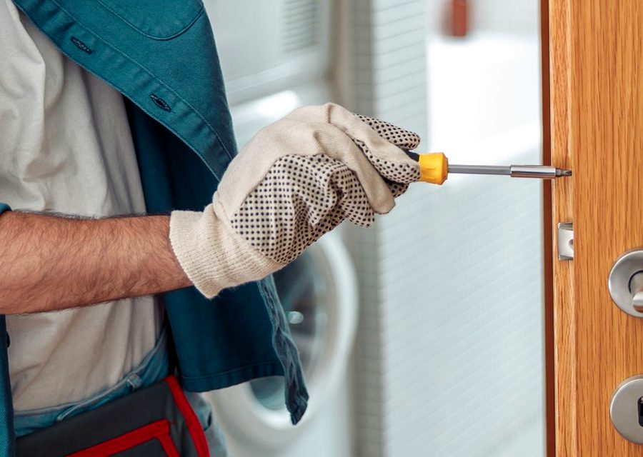 Lock installation and repair in Evanston