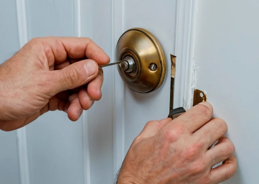 Lock installation and repair in Alexandria