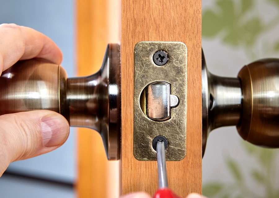 Lock installation and repair in Daphne