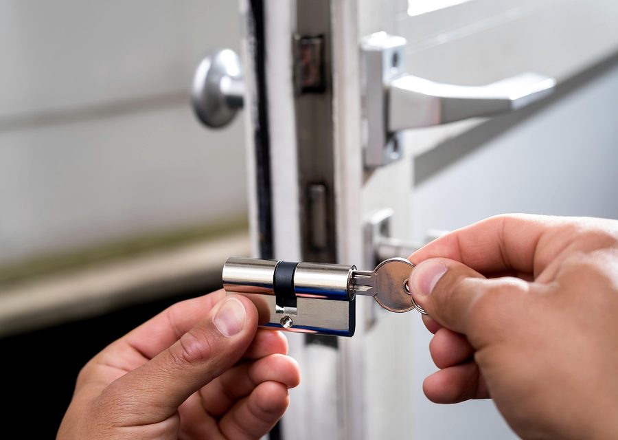 Lock installation and repair in Spring
