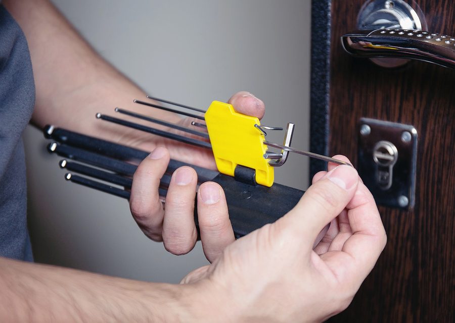 Lock installation and repair in Kennett