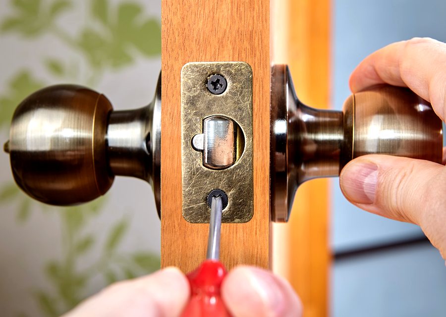 Lock installation and repair in St Petersburg