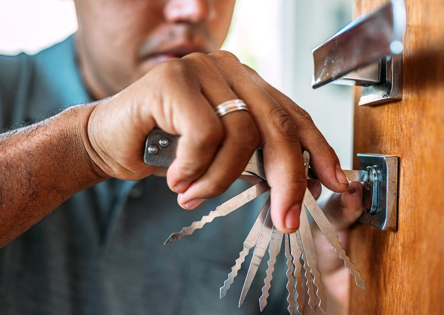 Lock installation and repair in South Holland
