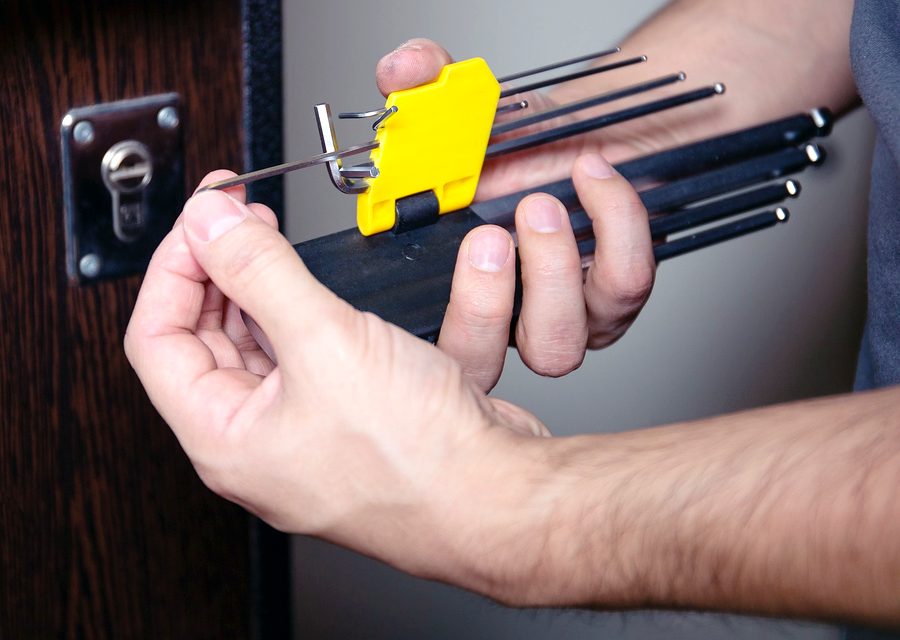 Lock installation and repair in Redmond