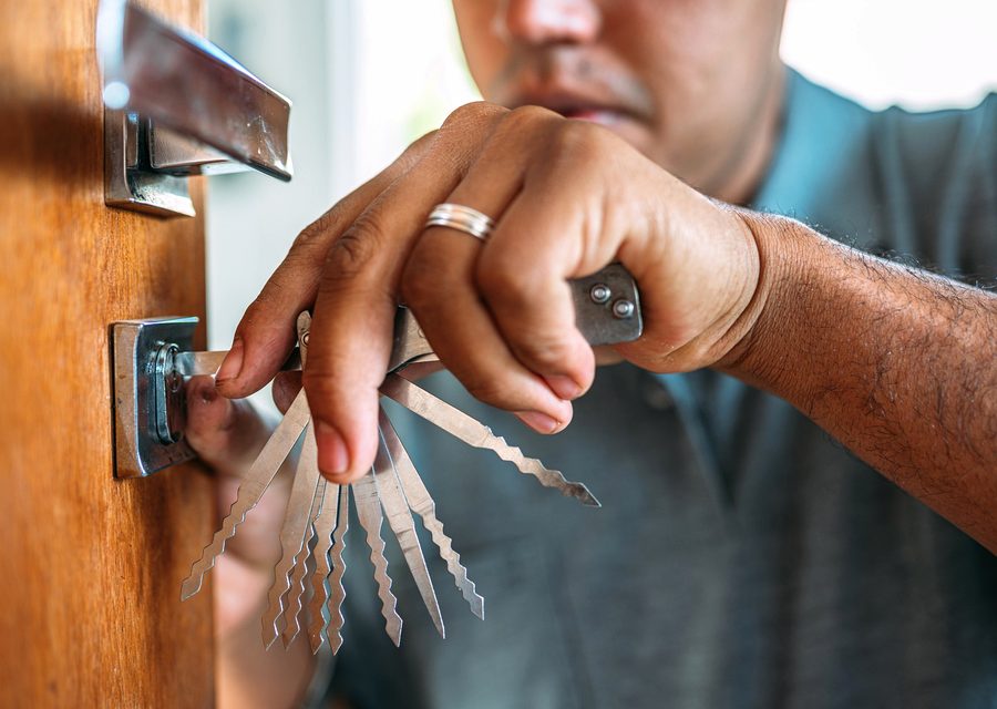 Lock installation and repair in Largo