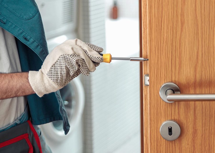 Lock installation and repair in Elmhurst