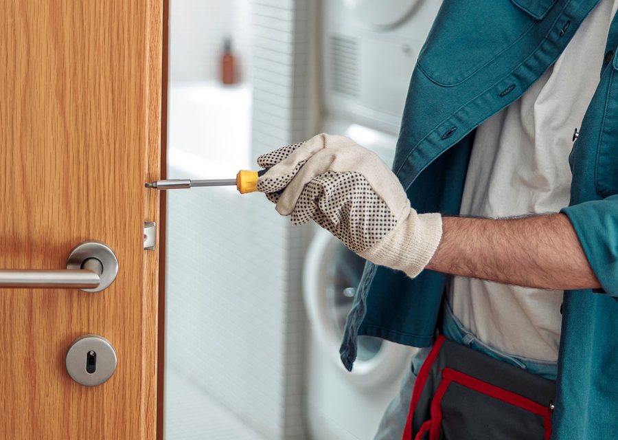 Lock installation and repair in Geneva