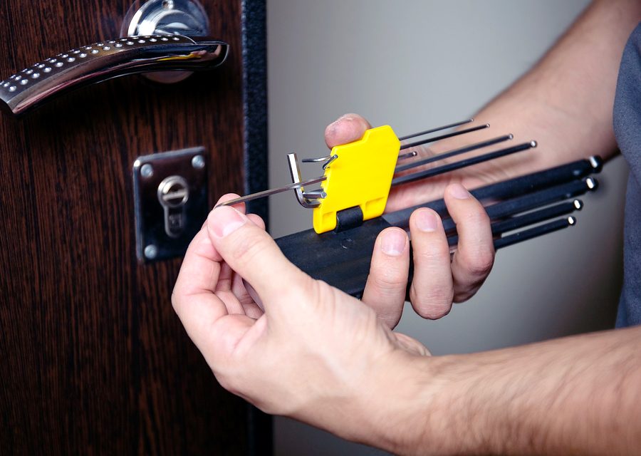 Lock installation and repair in Roseville