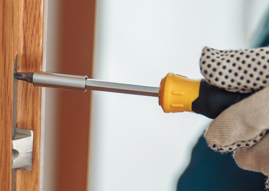 Emergency locksmith service near Chula Vista