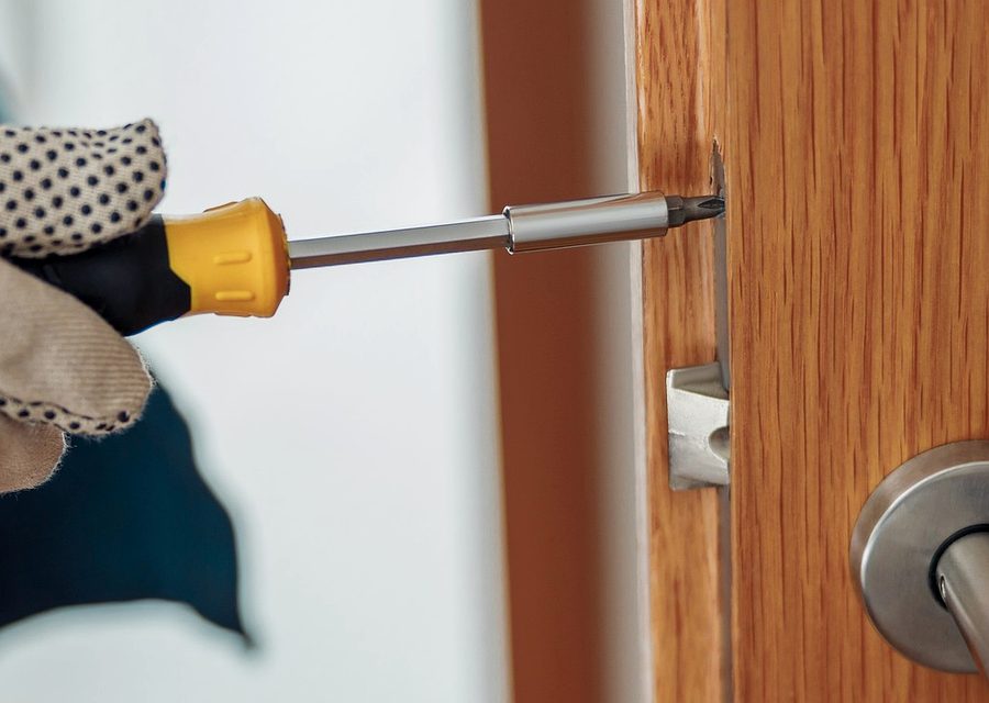 Emergency locksmith service near Chula Vista