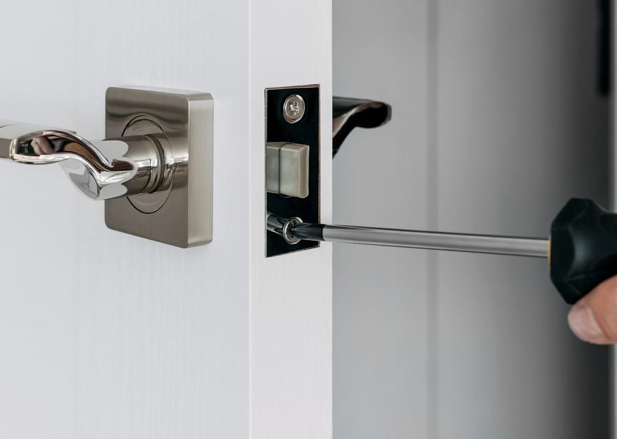 Emergency locksmith service near Whittier