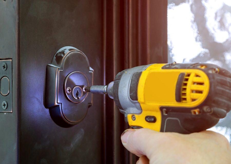Emergency locksmith service near Dibble