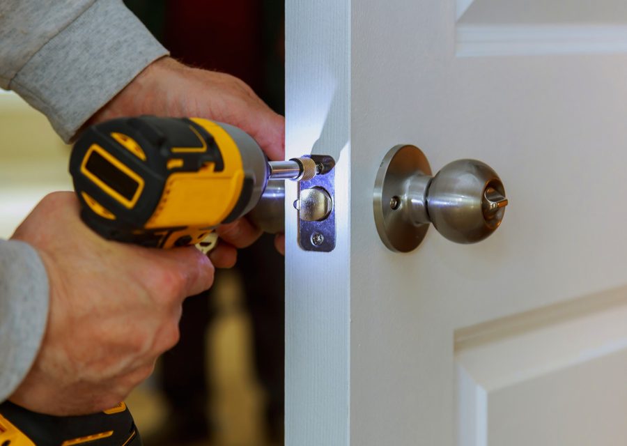 Emergency locksmith service near Seekonk