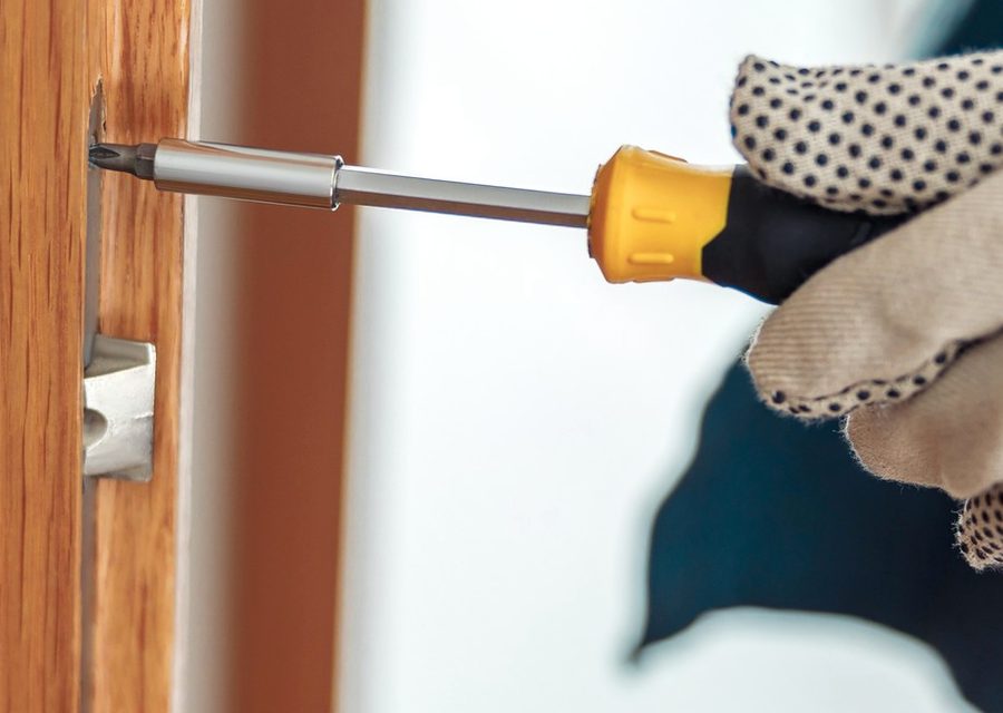 Emergency locksmith service near Jeffersontown