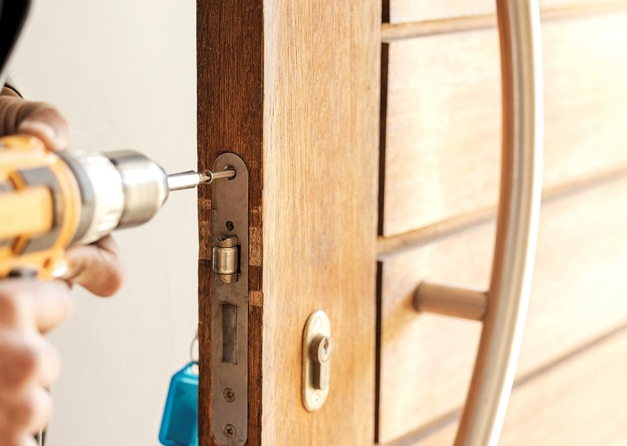 Emergency locksmith service near Phoenix