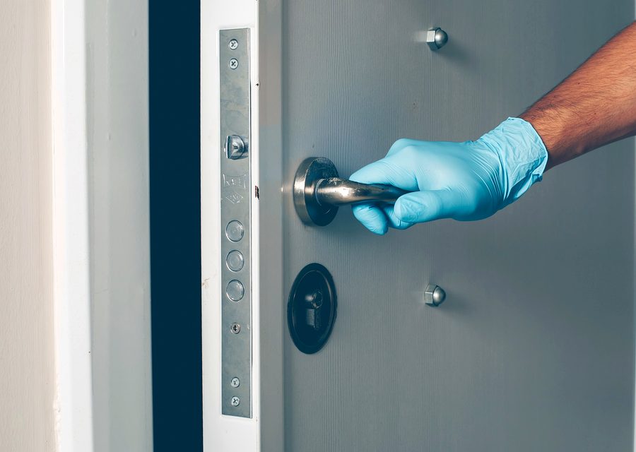 Emergency locksmith service near Los Angeles