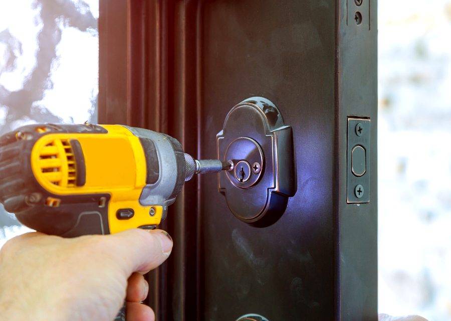 Emergency locksmith service near Homestead