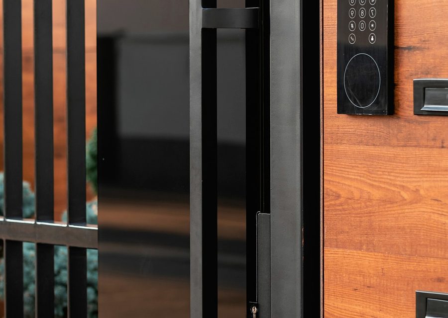 Emergency locksmith service near Santa Clarita