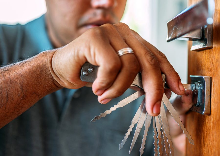 Emergency locksmith service near Moorpark