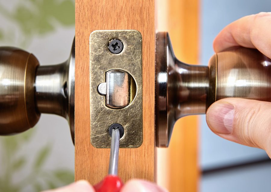 Emergency locksmith service near Chicago