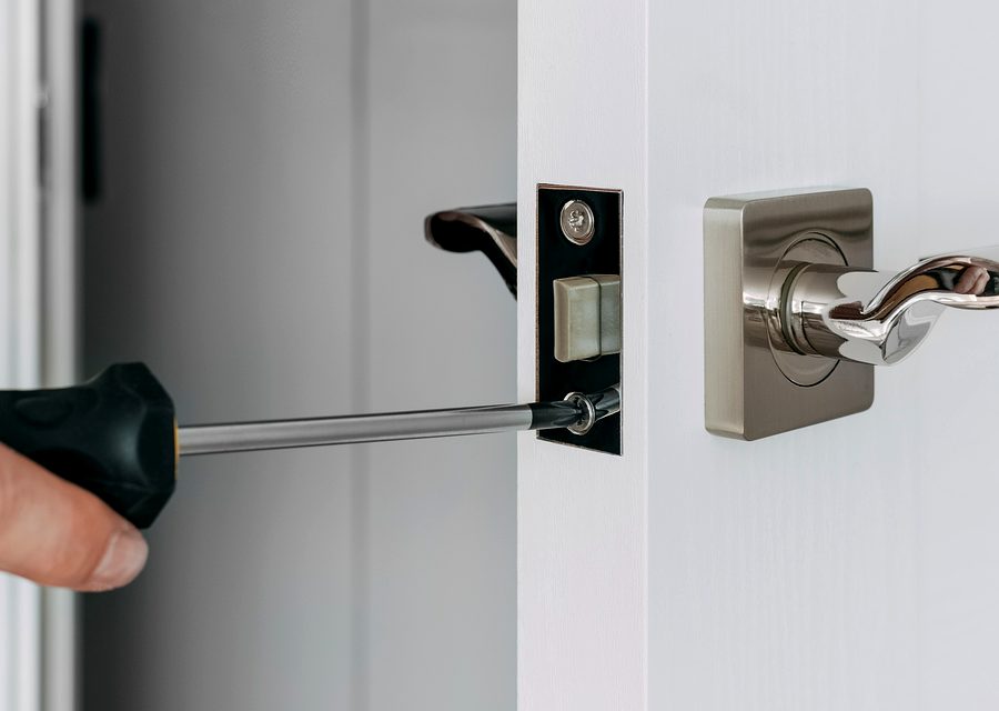 Emergency locksmith service near Nashville