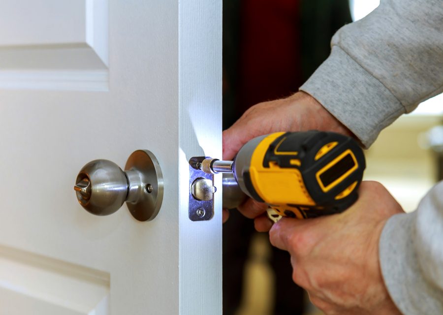 Emergency locksmith service near Westmont