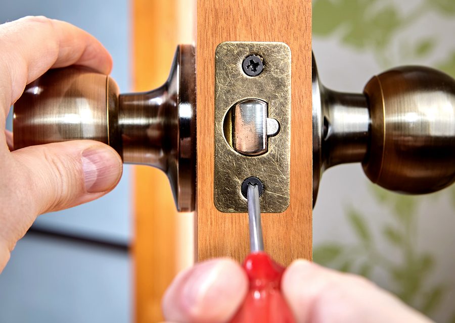 Emergency locksmith service near Colleyville