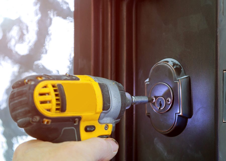 Emergency locksmith service near Orlando