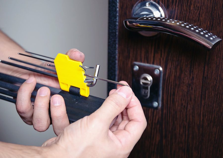 Emergency locksmith service near Pawtucket