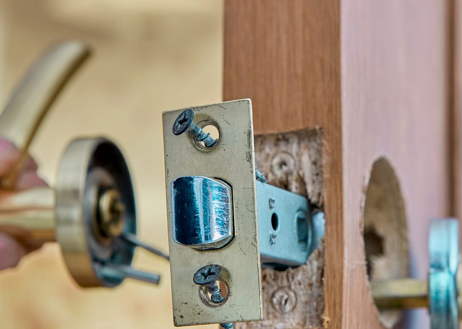 Emergency locksmith service near Los Angeles